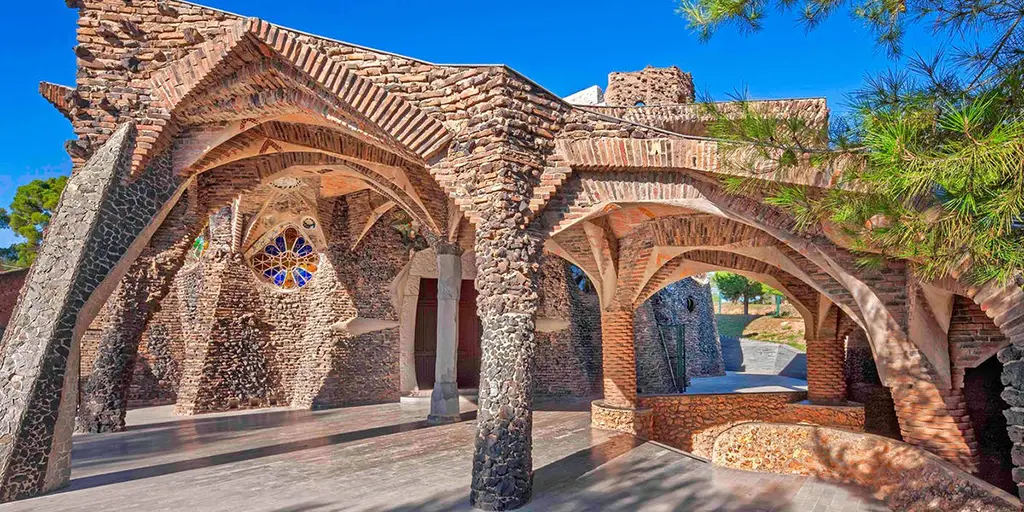 Church of Colonia Güell in Detail Antoni Gaudi